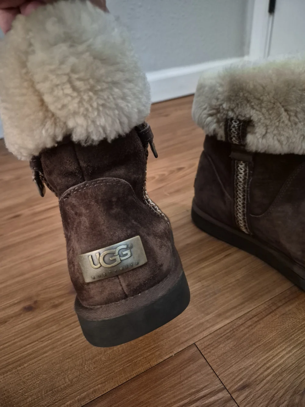 UGG Chocolate Brown Suede Shearling Cuff Winter Boots